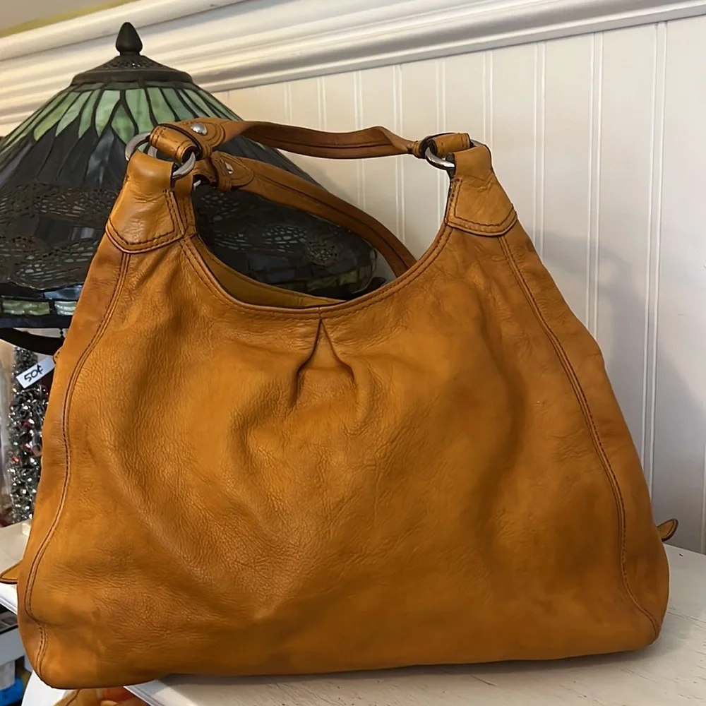 Vintage Coach C0982 Parker hobo purse